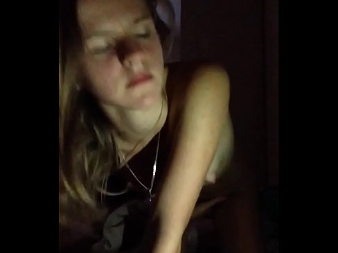 ❤️ Ang isang batang babae masturbates at cums ❤❌ Porn video sa tl.analpics.ru