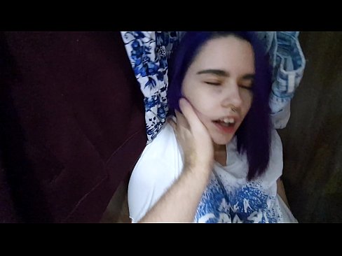 ❤️ Natagpuan ang aking kapatid na babae sa aparador at tinulungan ang kanyang cum ❤❌ Porn video sa tl.analpics.ru